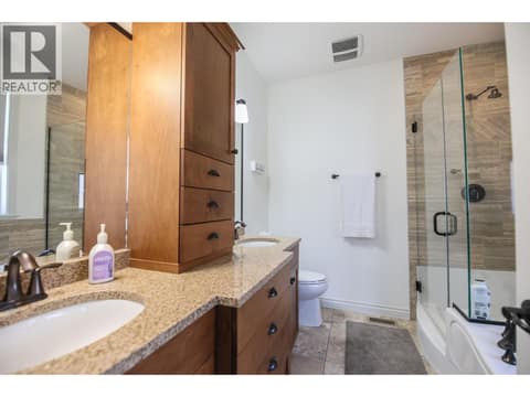 Photo 32 of 2450 Radio Tower Road Unit# 204, Oliver Rural