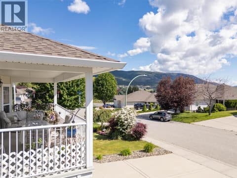 Photo 19 of 3684 Morningside Drive, Glenrosa, West Kelowna
