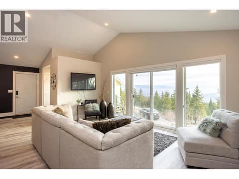 Carriage Home at 6720 Langley Court, Ellison, Kelowna