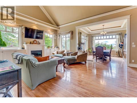 Photo 10 of 677 Cypress Drive, Mun of Coldstream, Vernon