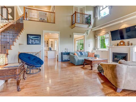 Photo 8 of 677 Cypress Drive, Mun of Coldstream, Vernon