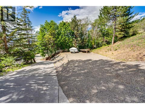 Photo 87 of 677 Cypress Drive, Mun of Coldstream, Vernon