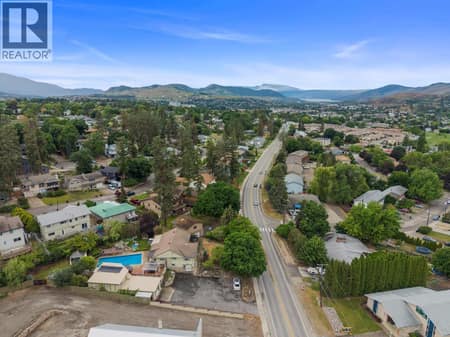 Photo 6 of 4105 Pleasant Valley Road, East Hill, Vernon