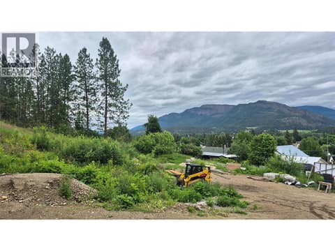 Photo 7 of 806 Cliff Avenue, Enderby / Grindrod