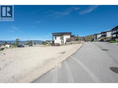 Photo 11 of 134 Deer Place, Columbia/Duncan, Penticton