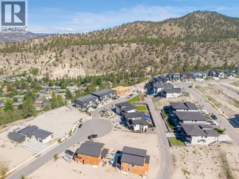 Photo 8 of 134 Deer Place, Columbia/Duncan, Penticton