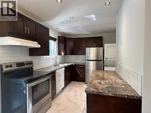 Loads of countertop space at 2310 36 Street Unit# 14, City of Vernon