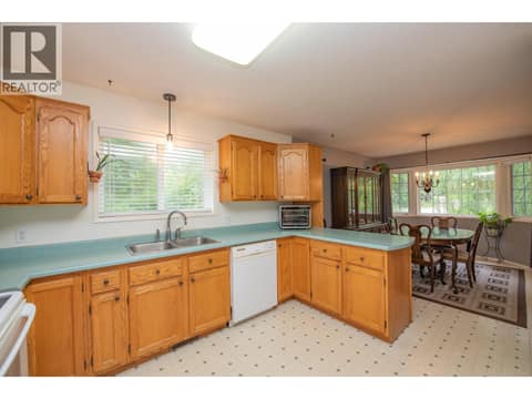 Photo 12 of 33 Birch Road, Lumby Valley