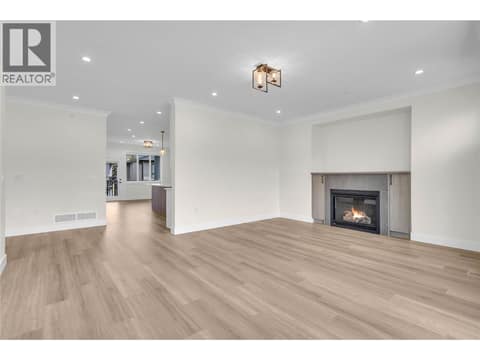 Gas Fireplace at 19950 McCarthy Road Unit# 25, Lake Country North West