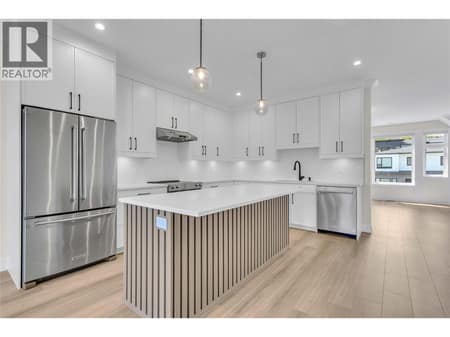 Kitchen at 19950 McCarthy Road Unit# 25, Lake Country North West