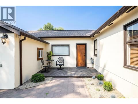 Photo 3 of 2885 Phillips Street, Armstrong/ Spall.
