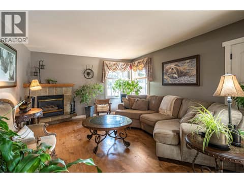 Photo 6 of 2885 Phillips Street, Armstrong/ Spall.