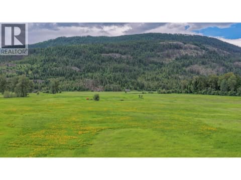Photo 8 of 2996 Lumby Mabel Lake Road, Lumby Valley