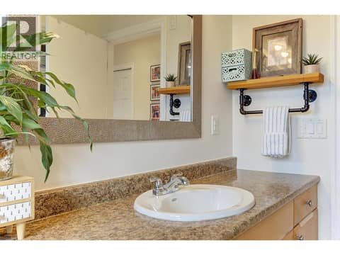 Photo 33 of 2139 Amundsen Road, Lake Country North West