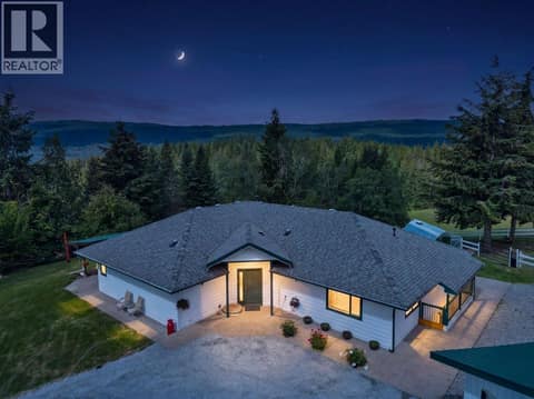 Photo 2 of 1140 Diamond Rock Road, Enderby / Grindrod