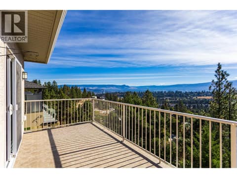 Photo 16 of 1084 Aurora Heights, West Kelowna Estates