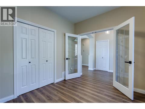 Photo 4 of 1084 Aurora Heights, West Kelowna Estates