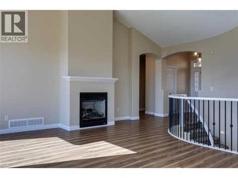 Photo 9 of 1084 Aurora Heights, West Kelowna Estates