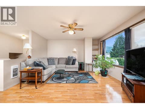 Photo 6 of 211 Larsen Avenue, Enderby / Grindrod