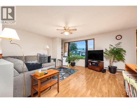 Photo 7 of 211 Larsen Avenue, Enderby / Grindrod