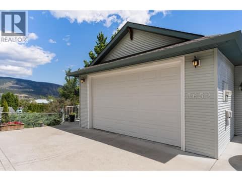 Photo 32 of 3652 Yorkton Road, Glenrosa, West Kelowna