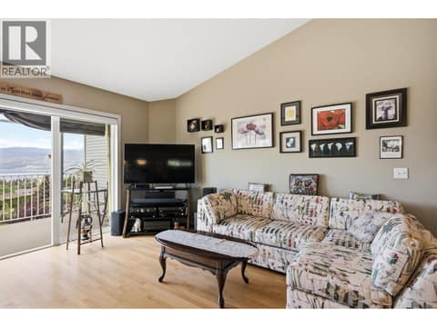 Photo 6 of 3652 Yorkton Road, Glenrosa, West Kelowna