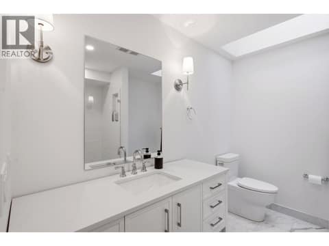 Ensuite at 16515 Commonage Road, Lake Country North West