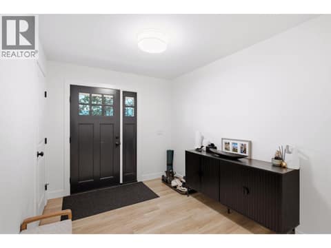 Entry way with closet at 16515 Commonage Road, Lake Country North West