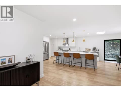 Large entry way to kitchen at 16515 Commonage Road, Lake Country North West