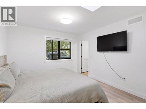 Primary bedroom at 16515 Commonage Road, Lake Country North West