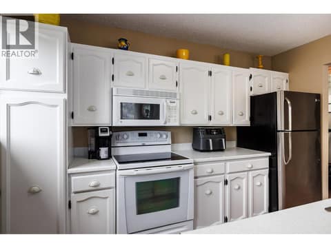 Photo 9 of 8291 Okanagan Landing Road, Okanagan Landing, Vernon
