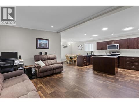 Photo 11 of 3591 Old Vernon Road Unit# 402, Ellison, Kelowna
