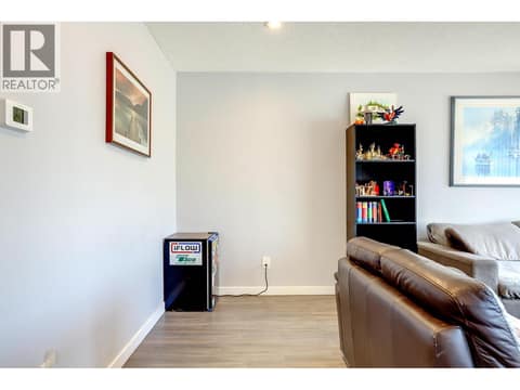 Photo 9 of 4109 24 Avenue, South Vernon
