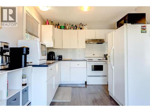 Kitchen on main floor at 4109 24 Avenue, South Vernon