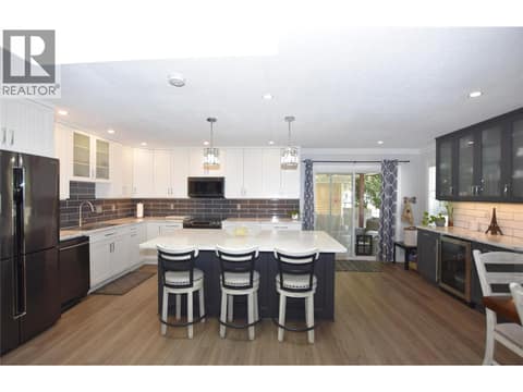 Photo 15 of 562 Meadowlark Avenue, Okanagan North, Vernon