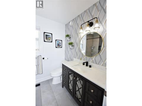 Ensuite at 562 Meadowlark Avenue, Okanagan North, Vernon