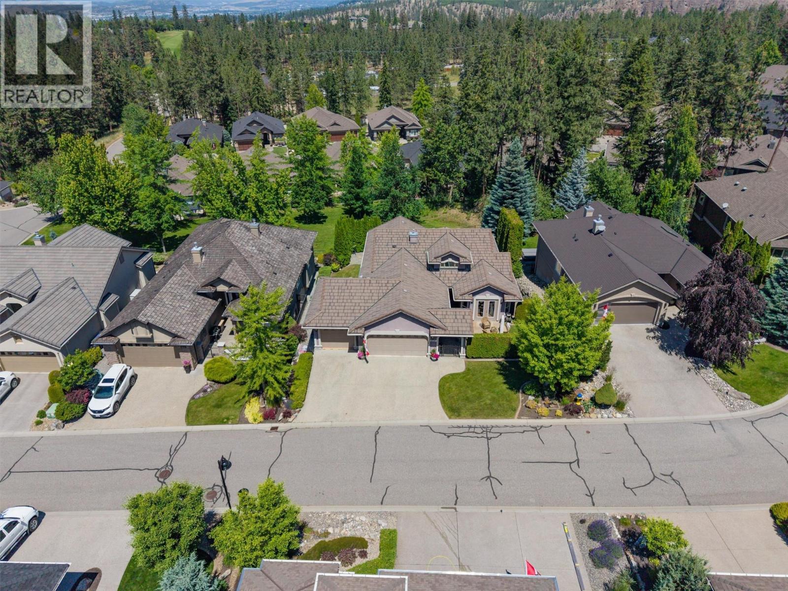 Photo 6 of 4518 Gallaghers Edgewood Court, South East Kelowna