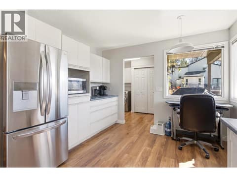 Photo 12 of 2260 Omineca Place, Dilworth Mountain, Kelowna