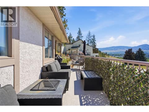 Photo 15 of 2260 Omineca Place, Dilworth Mountain, Kelowna