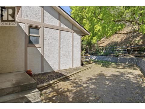 Photo 35 of 2260 Omineca Place, Dilworth Mountain, Kelowna