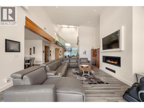 Photo 18 of 704 Stonor Street, Trout Creek, Summerland