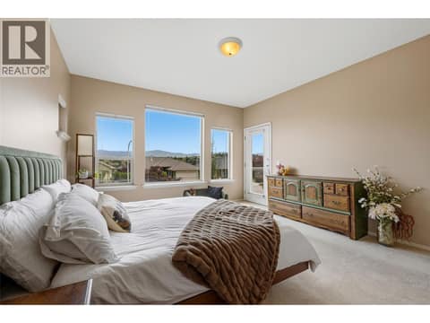 Photo 4 of 2060 Spyglass Way, West Kelowna Estates