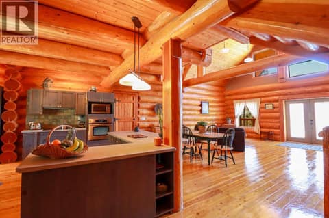 Photo 5 of 3901 Cottonwood Lane, Naramata Rural