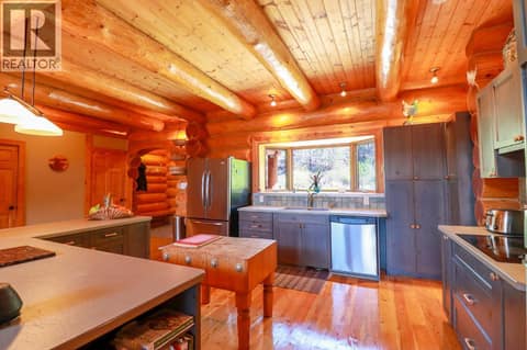 Photo 7 of 3901 Cottonwood Lane, Naramata Rural