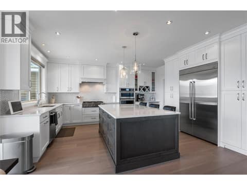 Photo 4 of 2064 Galore Crescent, Juniper Ridge, Kamloops