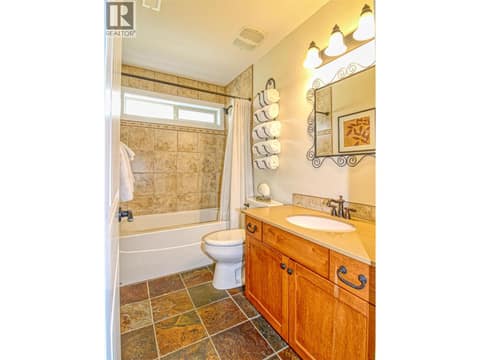 Main floor bath at 6912 Terazona Drive Unit# 388, Fintry, Kelowna