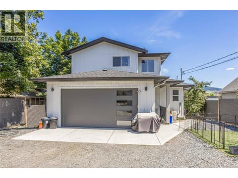 Photo 29 of 4214 33 Street, City of Vernon