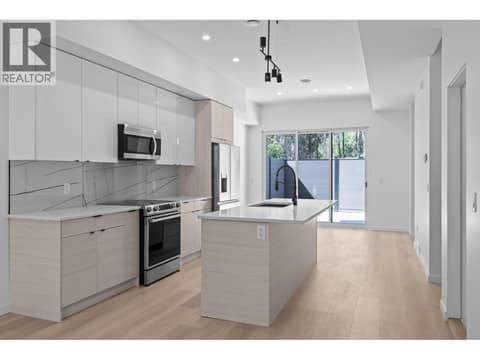 Photo 9 of 9188 Tronson Road Unit# 1, Adventure Bay, Vernon