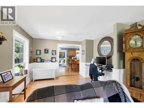 Photo 10 of 443 REIGHMOUNT Drive, Rayleigh, Kamloops
