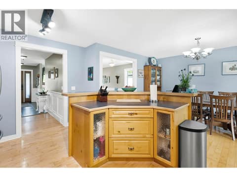 Photo 17 of 443 REIGHMOUNT Drive, Rayleigh, Kamloops